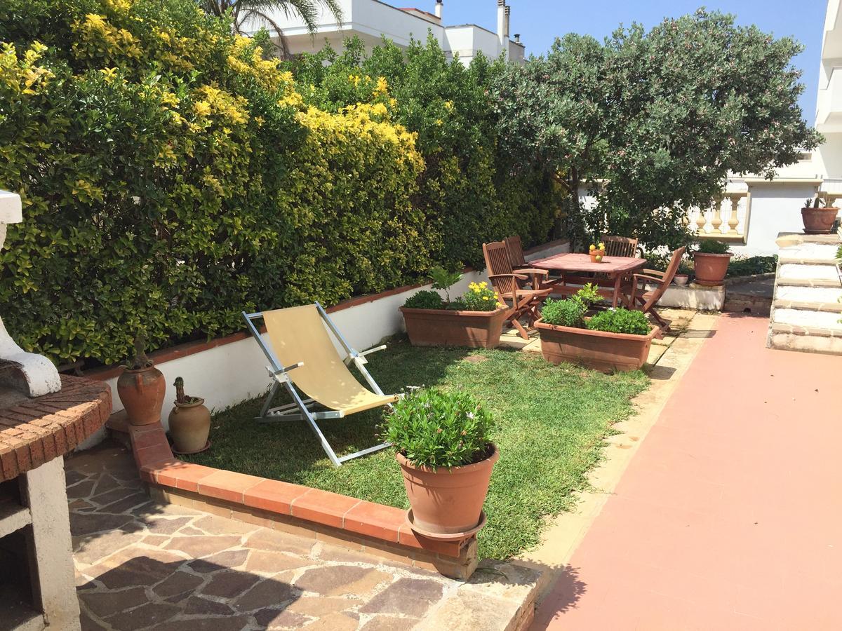Casa Vacanza Zia Dani Castro  Exterior foto